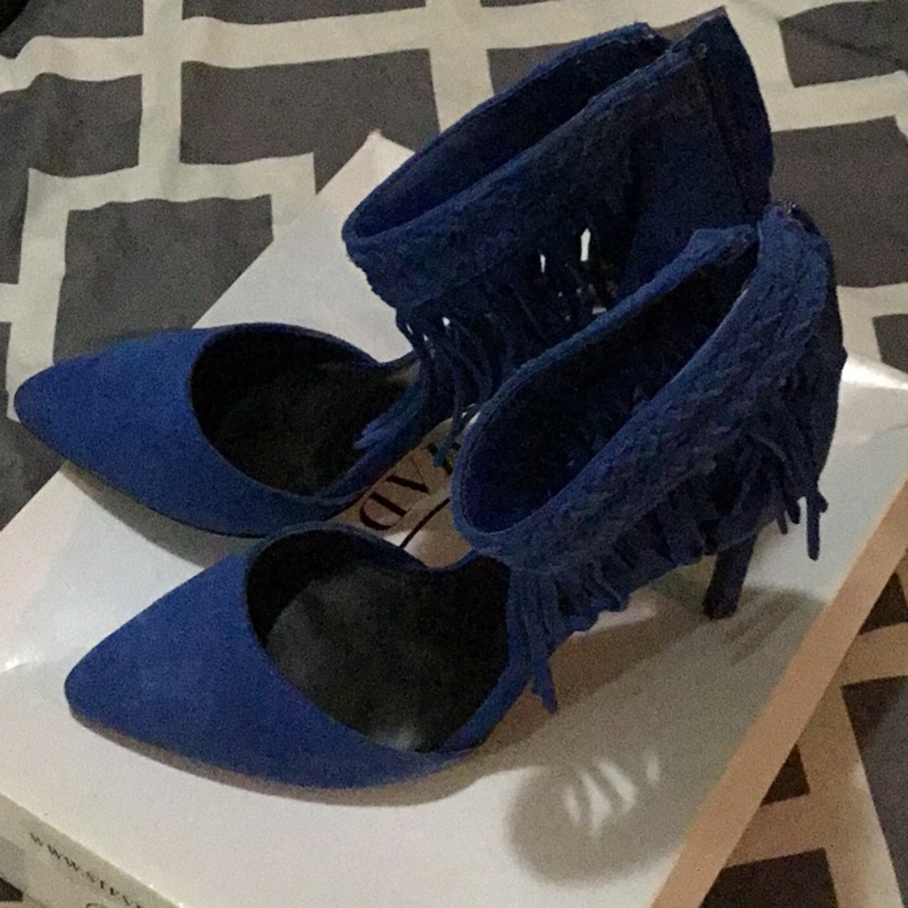 Steve Madden Suede pump